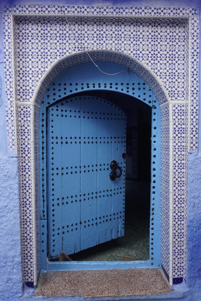 chefchaouen blue pigment,chefchaouen blue town,chefchaouen blue medina,chefchaouen description,chefchaouen doors,chefchaouen old town,chefchaouen history,chefchaouen jewish history,chefchaouen facts,doors of chefchaouen,history of chefchaouen,chefchaouen blue color,famous blue city in morocco,moroccan architecture,moroccan tiles