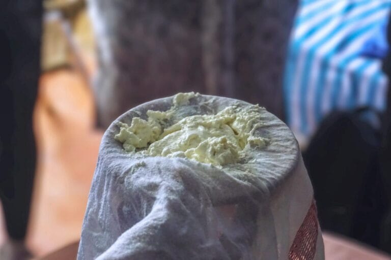 making rif mountains cheese